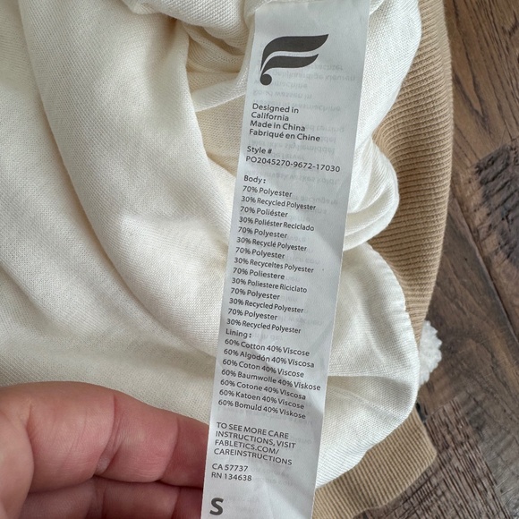 NWT Fabletics Malia Polar Fleece Pullover Crewneck Ivory Tan Women's Size S - Picture 8 of 8